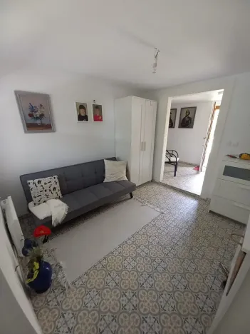 Prodej rodinného domu, Postupice, náměstí Jiřího Franka, 96 m2