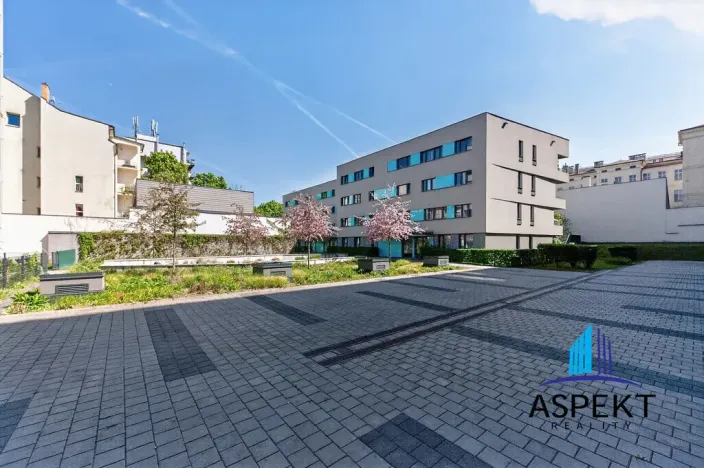Pronájem bytu 2+kk, Praha - Holešovice, Dělnická, 52 m2