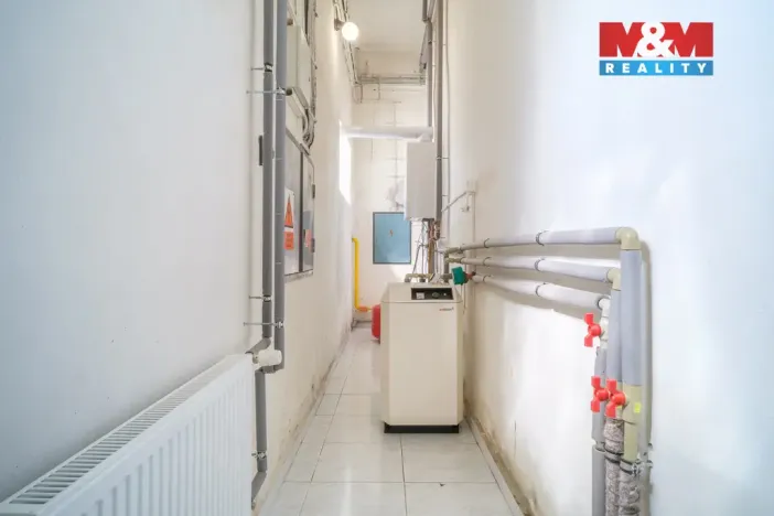 Prodej obchodního prostoru, Kadaň, Polní, 1200 m2