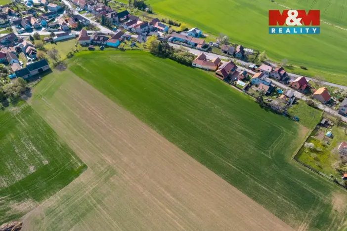 Prodej pozemku pro bydlení, Chlustina, 25961 m2