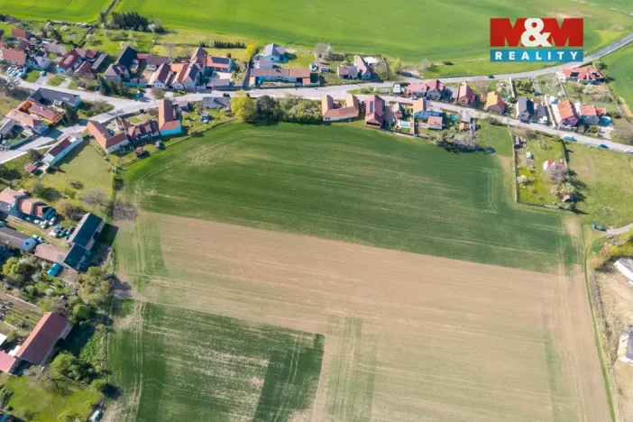 Prodej pozemku pro bydlení, Chlustina, 25961 m2