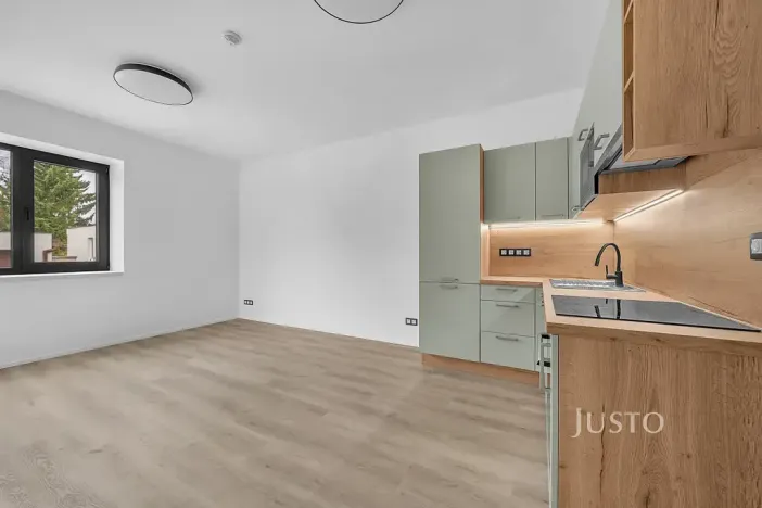 Pronájem bytu 2+kk, Praha - Šeberov, Na proutcích, 45 m2