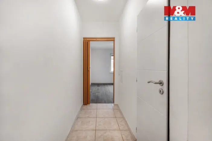 Pronájem bytu 2+1, Liberec, Holubova, 42 m2
