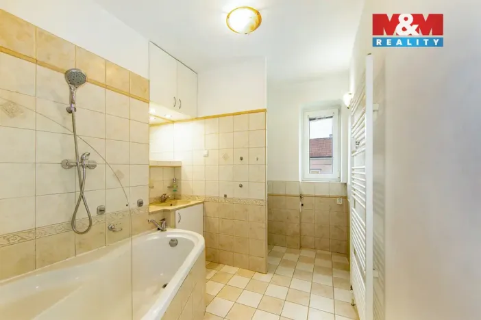 Pronájem bytu 2+1, Pardubice - Zelené Předměstí, Lexova, 61 m2