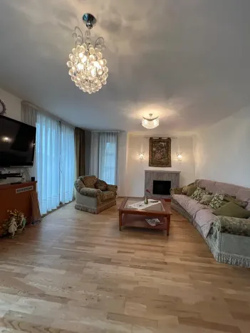 Prodej bytu 3+kk, Karlovy Vary, Pražská silnice, 102 m2