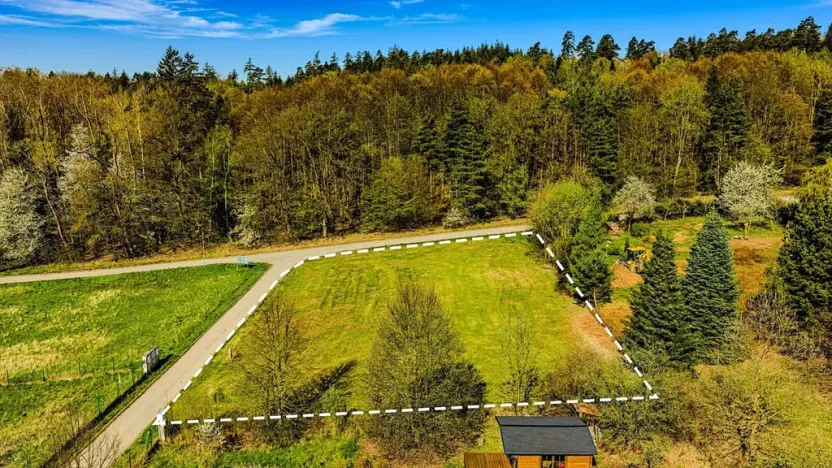 Prodej pozemku pro bydlení, Sulice, Lesní, 1956 m2