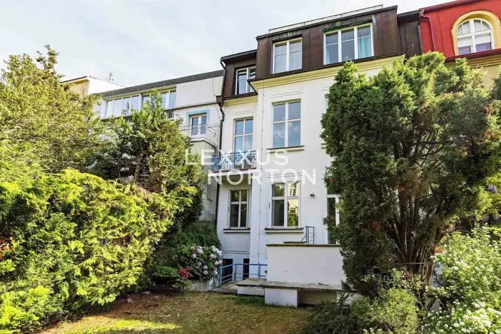 Pronájem bytu 3+1, Praha - Hradčany, Na baště sv. Ludmily, 140 m2