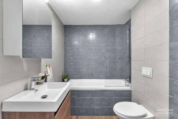 Pronájem bytu 3+kk, Lochenice, 103 m2