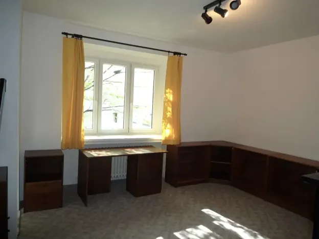 Pronájem bytu 1+kk, Praha - Břevnov, Nad Kajetánkou, 35 m2