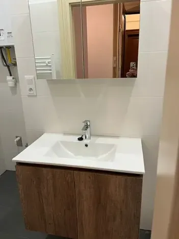 Pronájem bytu 2+kk, Praha - Bubeneč, Kamenická, 52 m2