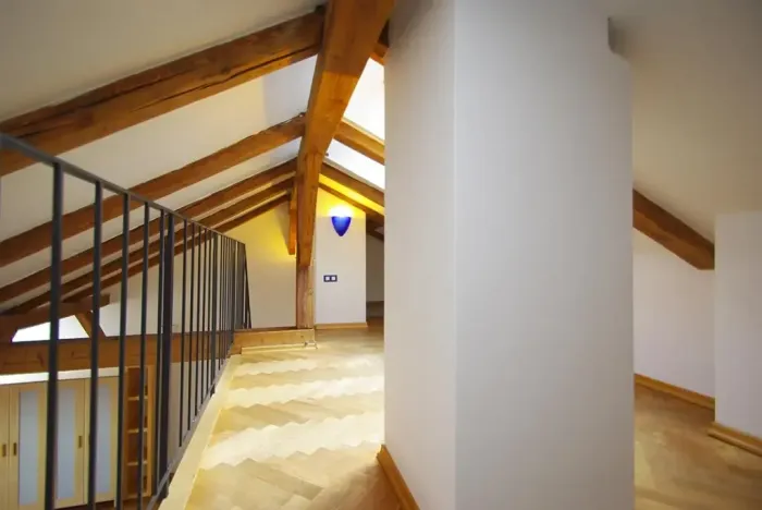 Pronájem atypického bytu, Praha - Karlín, Za Poříčskou bránou, 61 m2