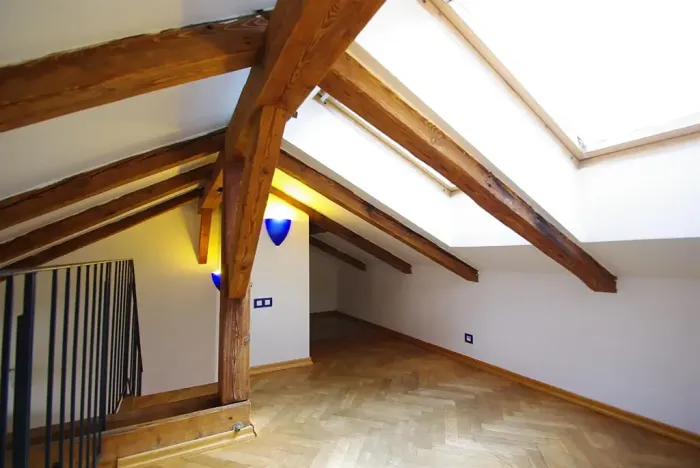 Pronájem atypického bytu, Praha - Karlín, Za Poříčskou bránou, 61 m2