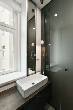 Pronájem bytu 4+kk, Praha - Vinohrady, náměstí Jiřího z Poděbrad, 107 m2