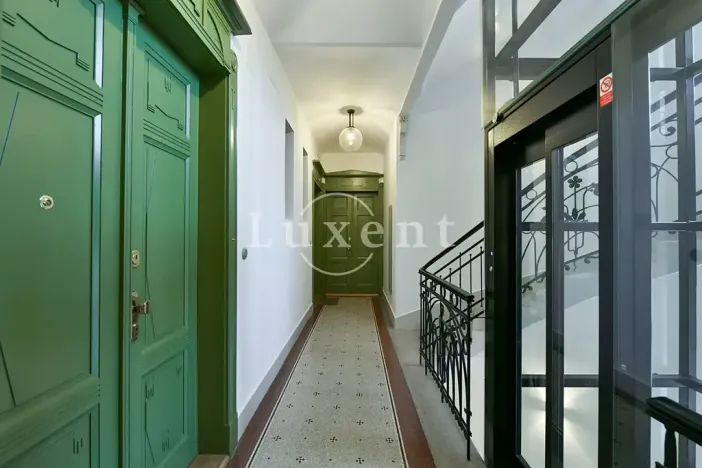 Pronájem bytu 3+kk, Praha - Vinohrady, náměstí Jiřího z Poděbrad, 92 m2