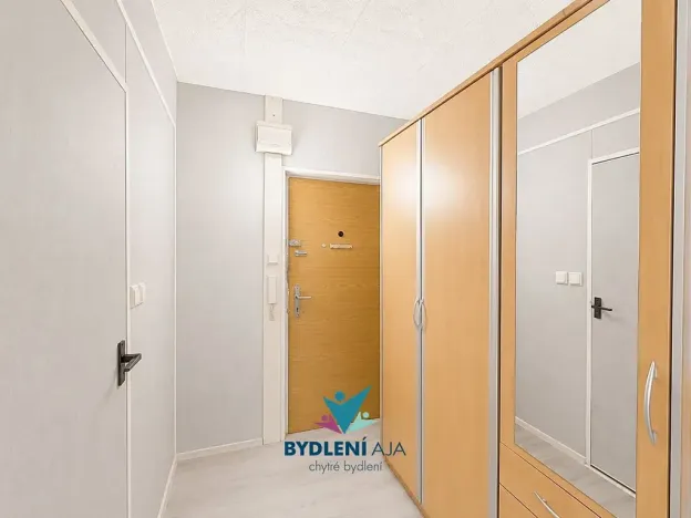 Pronájem bytu 2+kk, Teplice, Pražská, 42 m2