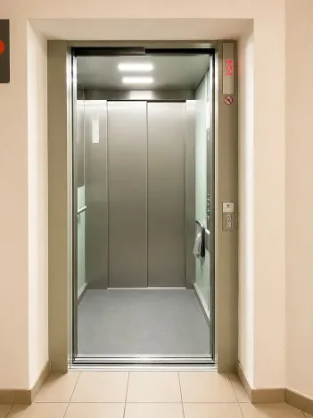 Pronájem bytu 2+kk, Praha - Modřany, Semická, 52 m2