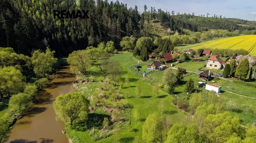Prodej pozemku, Vlastějovice, 2100 m2