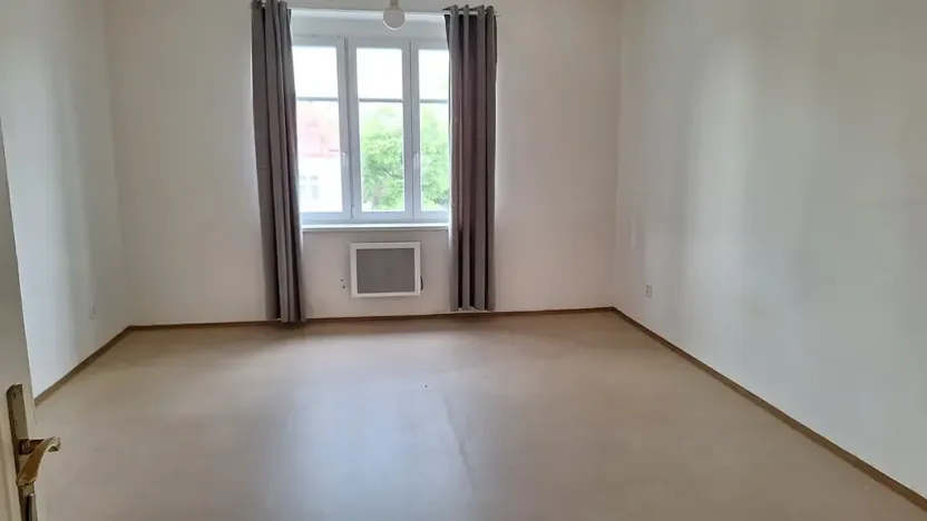 Pronájem bytu 1+kk, Praha - Strašnice, Černokostelecká, 39 m2