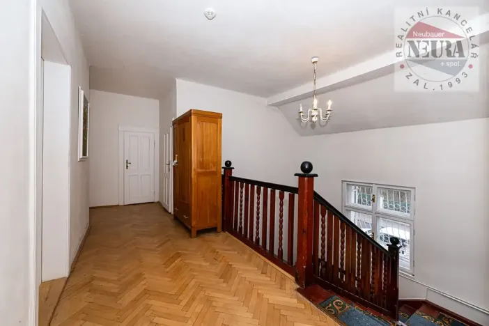 Prodej vily, Praha - Motol, U hrušky, 295 m2