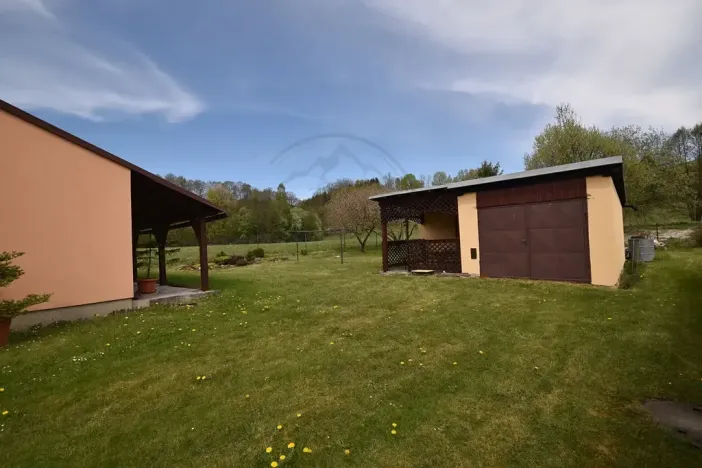 Prodej rodinného domu, Lipová-lázně, 210 m2
