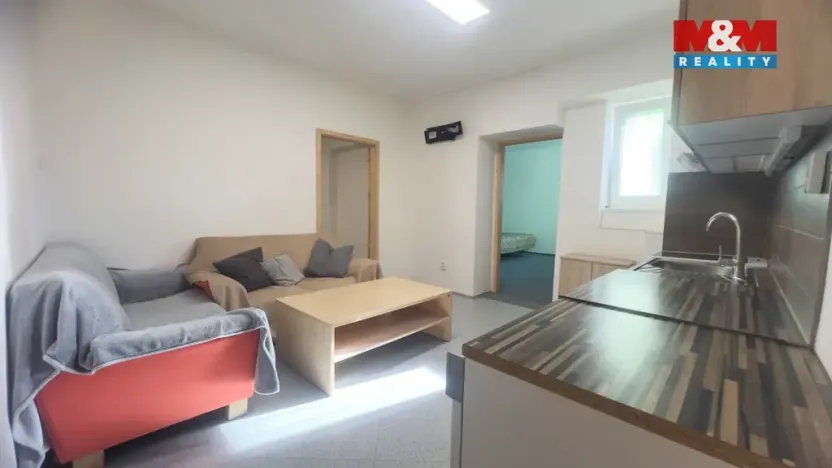 Pronájem bytu 2+kk, Otrokovice - Kvítkovice, tř. Osvobození, 63 m2