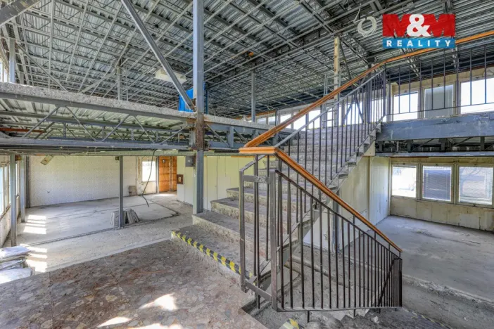 Pronájem obchodního prostoru, Stříbro, Nádražní, 700 m2