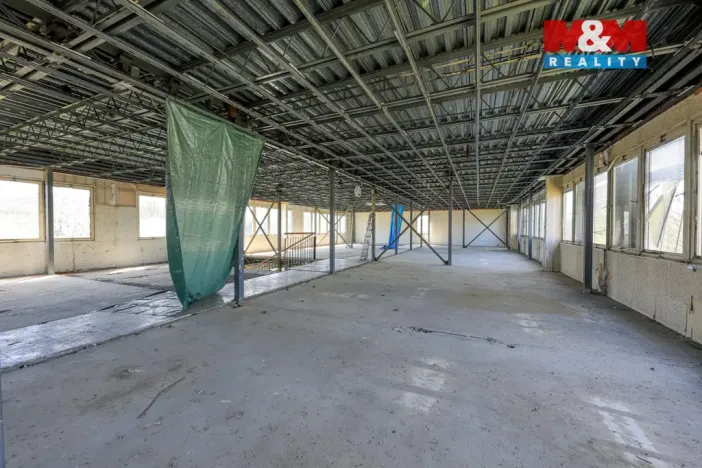 Pronájem obchodního prostoru, Stříbro, Nádražní, 700 m2