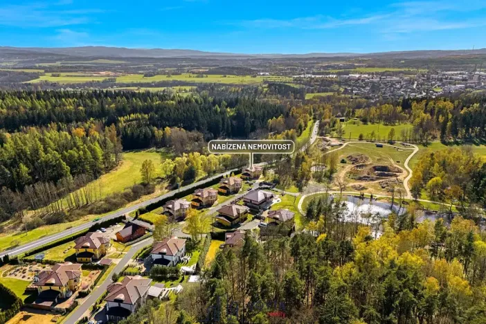 Prodej vily, Nová Role, 347 m2