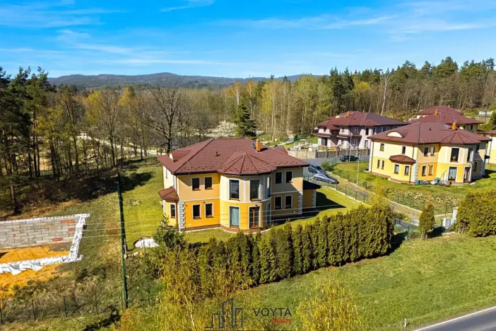 Prodej vily, Nová Role, 347 m2