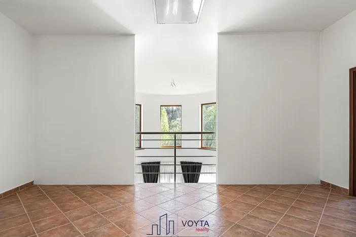 Prodej vily, Nová Role, 347 m2