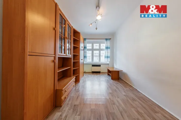 Pronájem bytu 2+1, Karlovy Vary - Drahovice, Vítězná, 74 m2