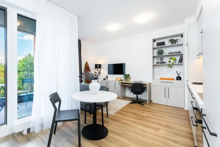 Pronájem bytu 2+kk, Praha - Vysočany, Odkolkova, 45 m2