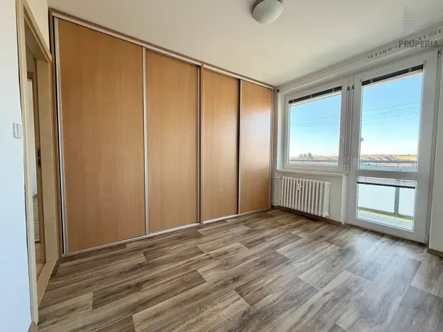 Pronájem bytu 3+1, Hrušovany u Brna, Sídliště, 72 m2