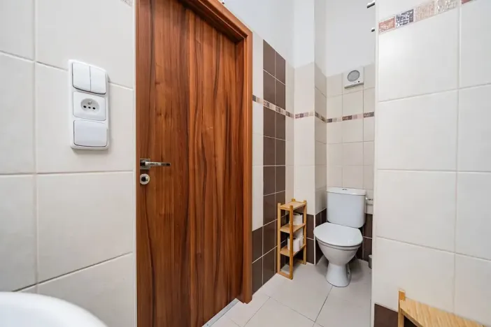 Pronájem bytu 2+kk, Praha - Vršovice, Vršovická, 48 m2
