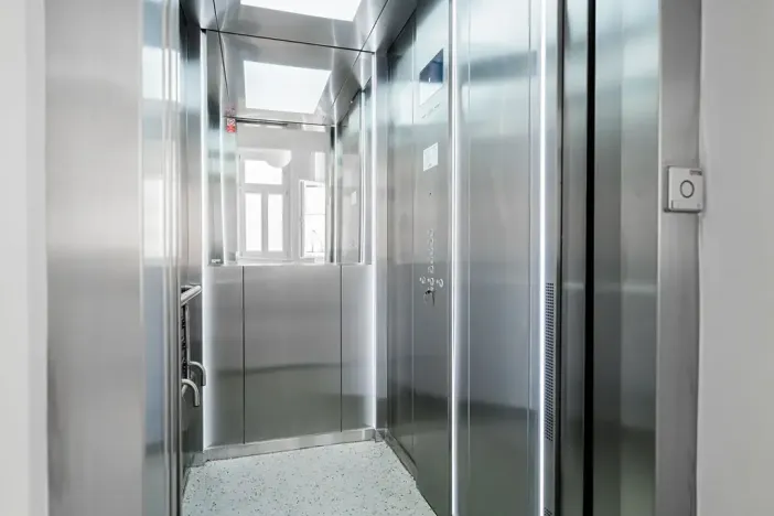 Pronájem bytu 2+kk, Praha - Nové Město, Václavské náměstí, 63 m2