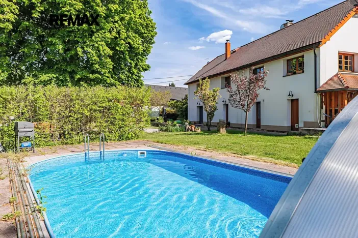 Prodej rodinného domu, Zbiroh, 180 m2