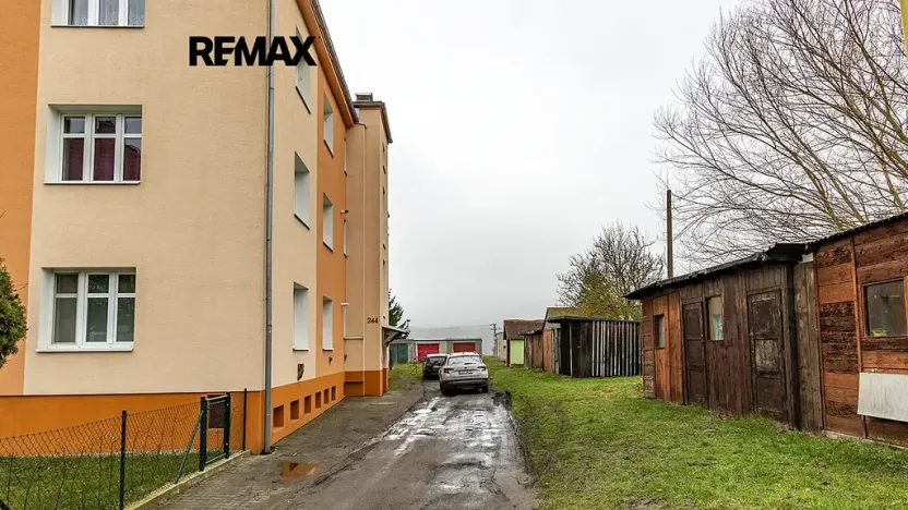 Pronájem bytu 2+kk, Žandov, Pod Dubovkou, 54 m2