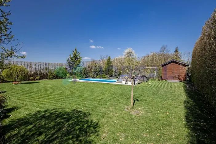 Prodej rodinného domu, Strančice, V Zátiší, 202 m2