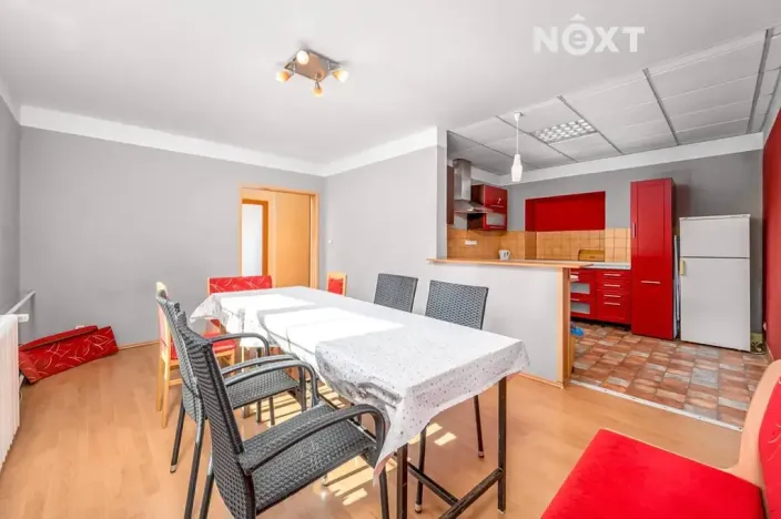 Prodej vícegeneračního domu, Hředle, 206 m2