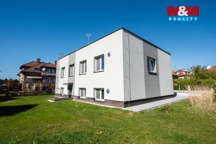 Pronájem bytu 2+1, Hradec Králové - Věkoše, Lomená, 58 m2