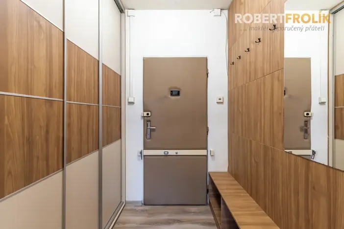 Pronájem bytu 1+kk, Praha - Záběhlice, Jabloňová, 28 m2