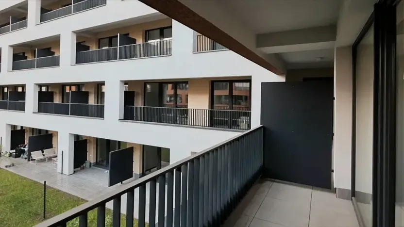 Pronájem bytu 1+kk, Praha - Hloubětín, Poděbradská, 45 m2