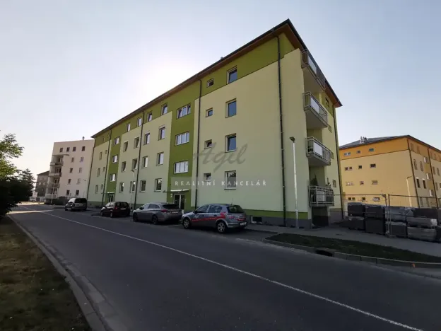 Pronájem bytu 2+kk, Šlapanice, 50 m2