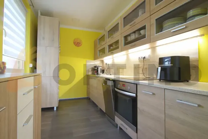 Prodej bytu 3+1, Praha - Kyje, Bajgarova, 65 m2
