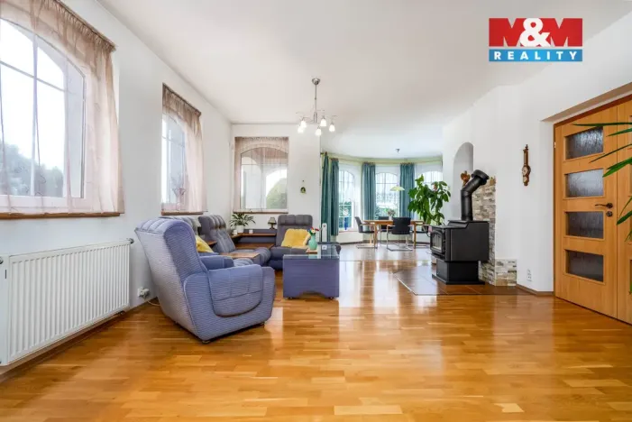 Prodej rodinného domu, Přerov nad Labem, 236 m2