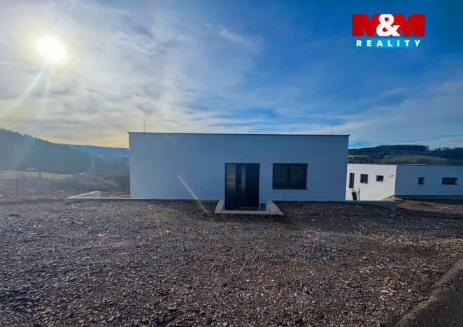 Prodej pozemku pro bydlení, Jince, 2093 m2