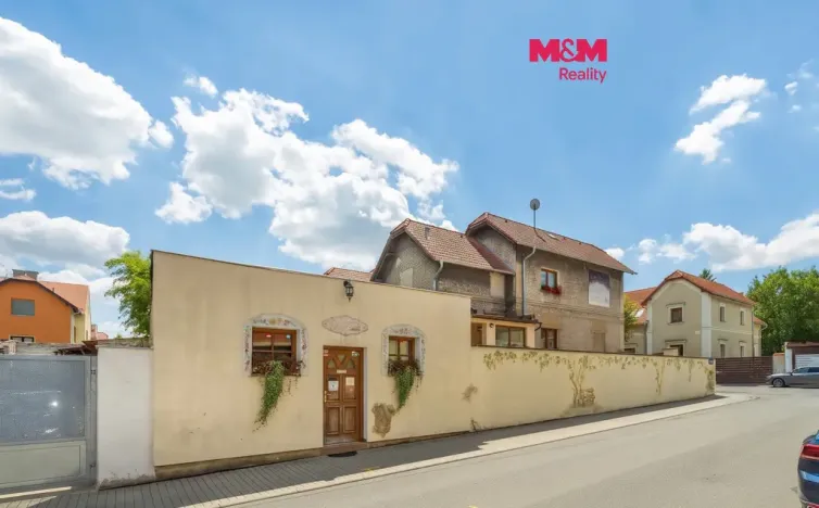 Prodej obchodního prostoru, Kladno - Kročehlavy, Vrchlického, 163 m2