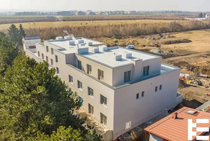 Prodej bytu 1+kk, Praha - Satalice, Za Novákovou zahradou, 33 m2