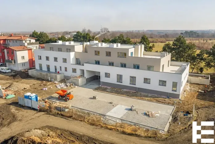 Prodej bytu 1+kk, Praha - Satalice, Za Novákovou zahradou, 33 m2