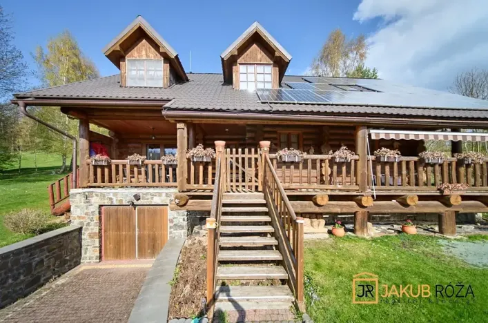 Prodej chaty, Staré Město, 242 m2